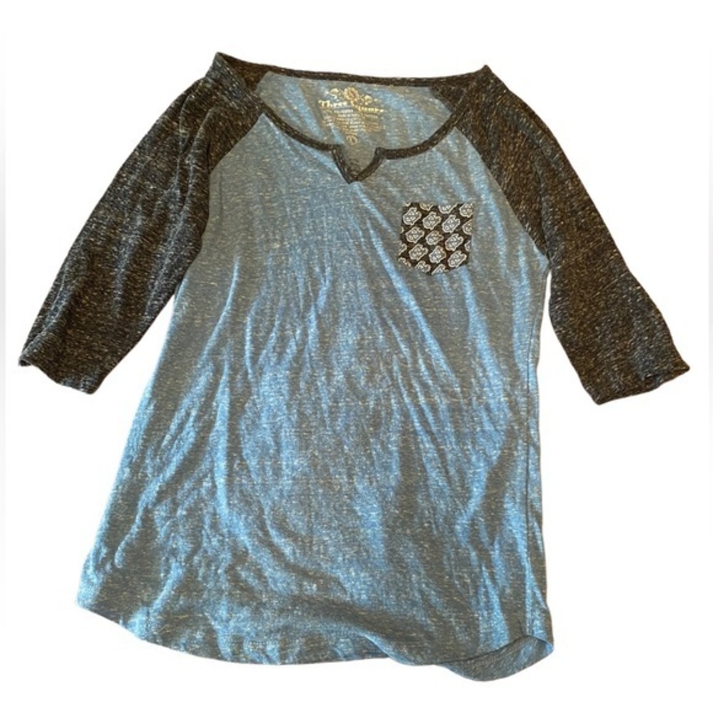 Tar Heel women’s quarter length sleeve baseball T-shirt. Lightweight. Large UNC